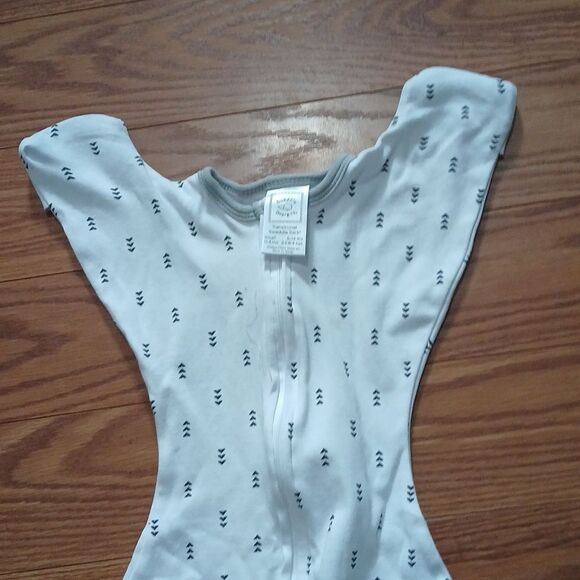 SwaddleDesigns Transitional Swaddle Sack with Arms Up  Sz S  0-3 months 6-14lbs - Picture 3 of 6